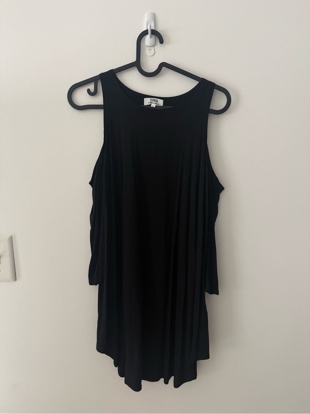 Piko Bamboo Black Off Shoulder Long Sleeve Flowy Top